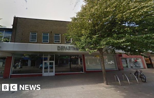 Demolition of former Lowestoft Beales store approved