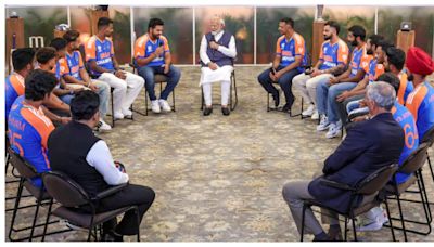 'Ye Chahal ka idea tha?' PM Modi teases Rohit on his 'nritya' before taking WC trophy, leaves Team India in splits