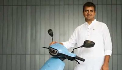 ‘Comedian ban na sake, Chaudhary banne chale’: Ola CEO Bhavish Aggarwal after Kunal Kamra criticises Ola EV service | Business Insider India