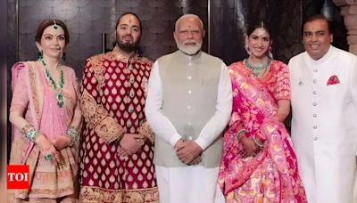 Prime Minister Narendra Modi and several political dignitaries bless Anant Ambani and Radhika Merchant at their Shubh Ashirwad ceremony - Times of India