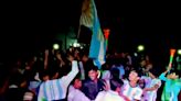 Mundial Qatar 2022: así fue el loco festejo en Bangladesh por la clasificación de la Argentina a la final del Mundial