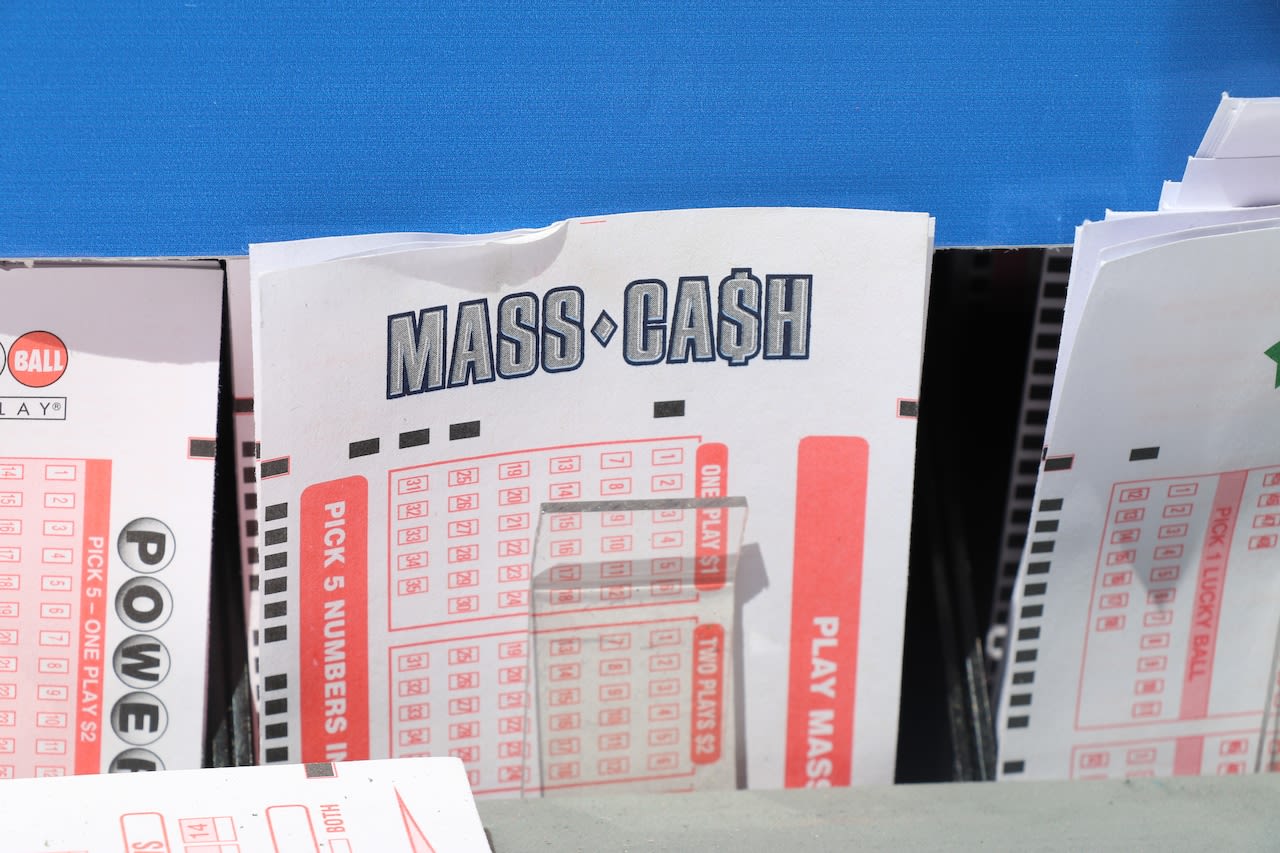 Three $100,000 ‘Mass Cash’ lottery prizes won in Mass. on Friday