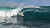 VIDEO: Watch Jamie O'Brien Surf Big and Barreling Pipeline with 100+ Surfers