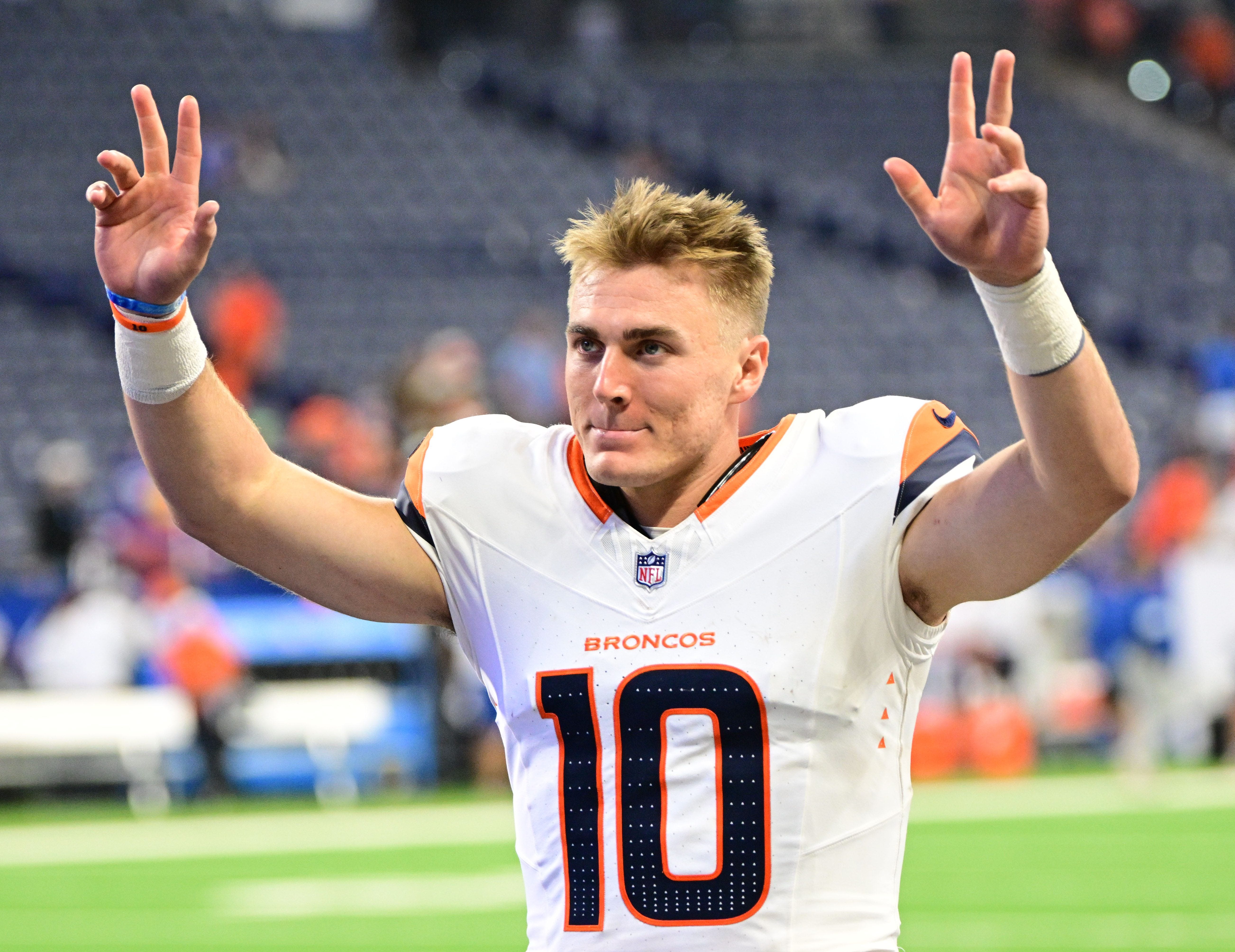 Bo Nix jerseys flying off the shelves after great Broncos preseason debut