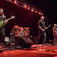 Breaking Benjamin