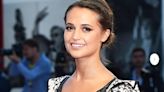 Alicia Vikander declara que cuando llegó a lo más alto de la fama, se sintió más triste que nunca