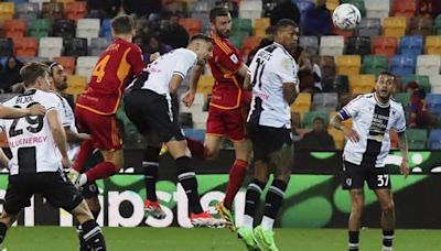 La Roma acaricia la Champions y arruina el debut de Cannavaro