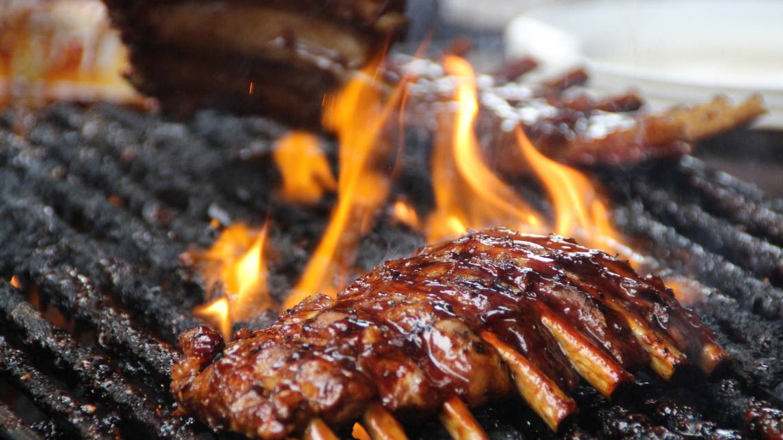 New Sacramento-area barbecue spot with ties to LowBrau has an opening date. What to know