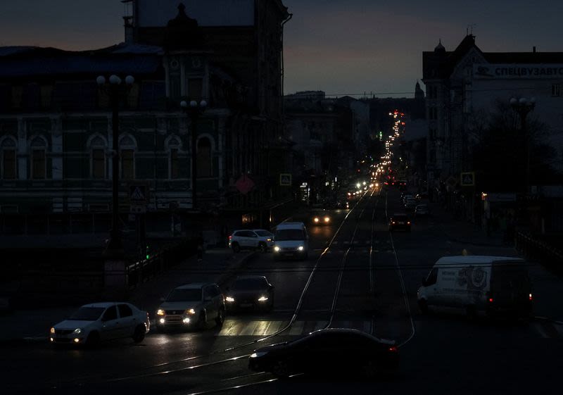 No air conditioning for Ukraine officials as power system hit by Russia