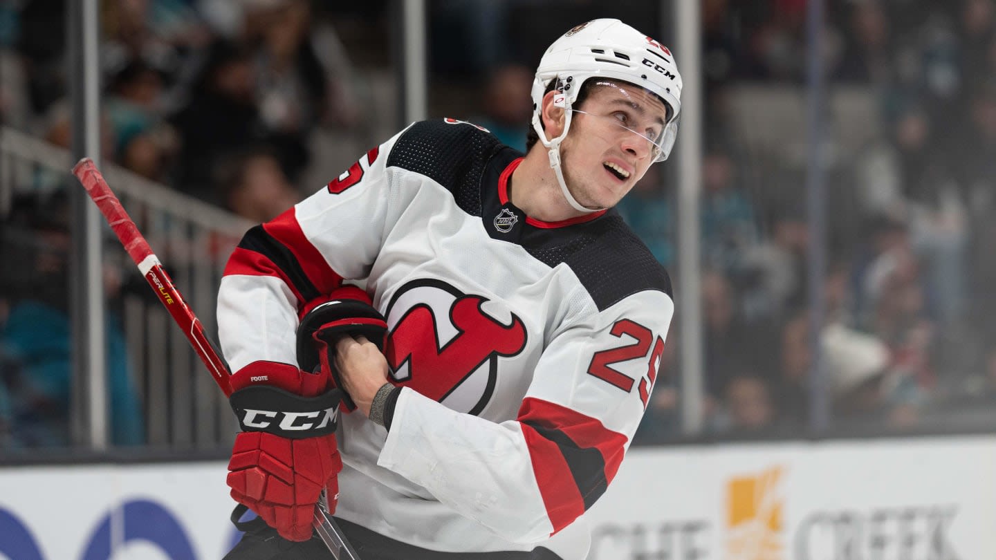 Devils Re-Sign Forward to One-Year Deal