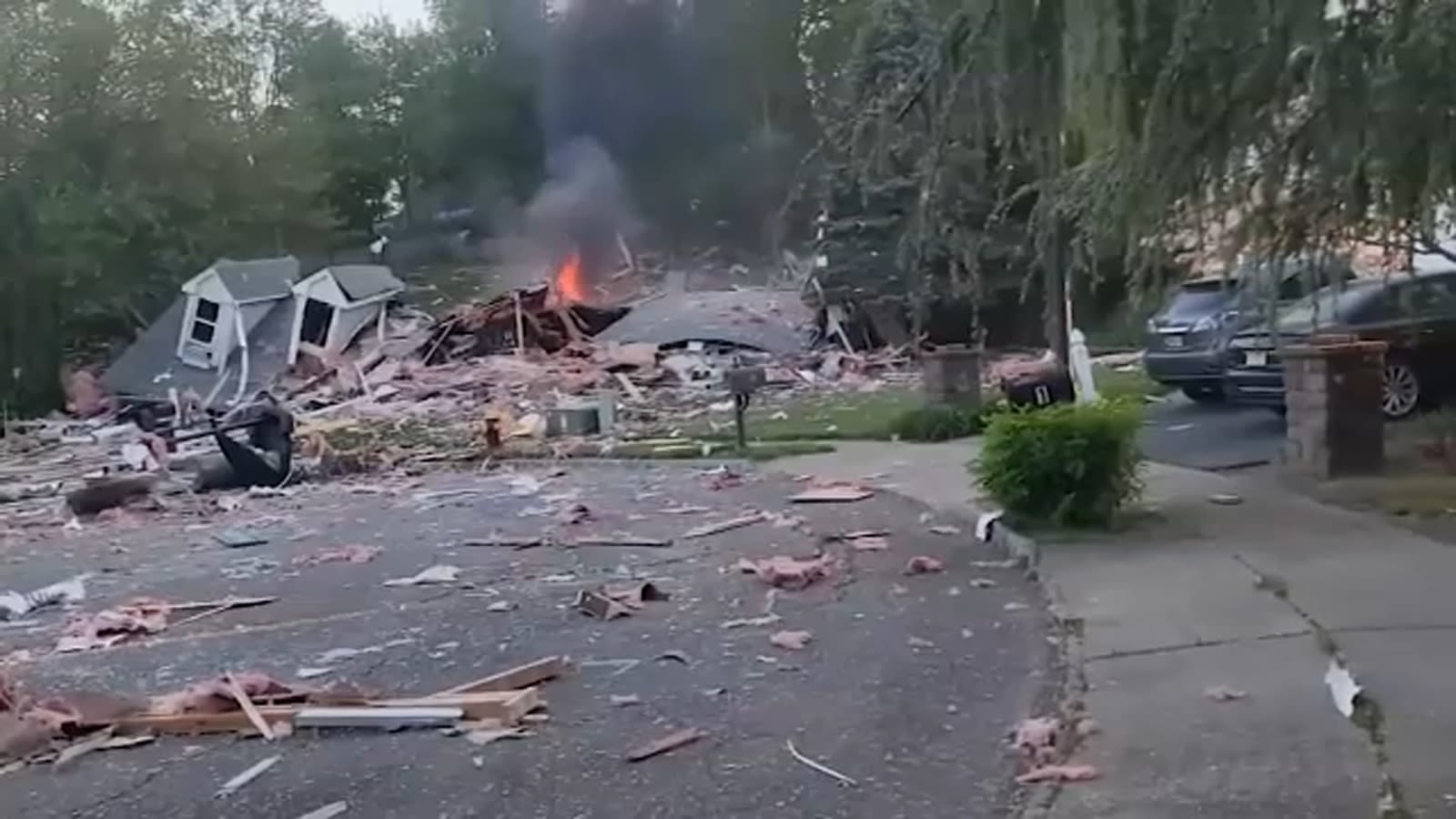 Retired Newark police officer killed in South River house explosion in New Jersey