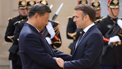 Xi se reúne con Macron en su primer viaje a Europa en cinco años