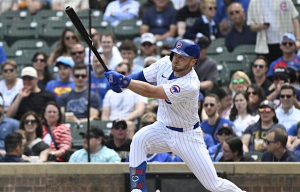 Can Chicago Cubs Slugger Catch His Teammate For Rookie of Year?