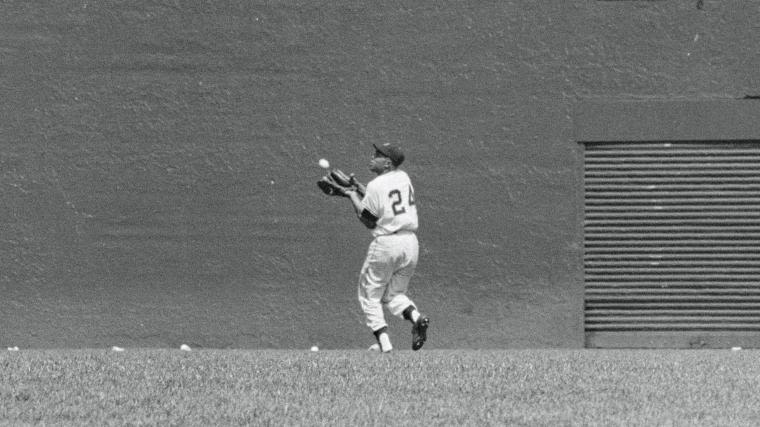 Willie Mays basket catch, explained: How MLB legend made iconic play famous | Sporting News