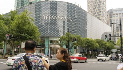 Tiffany to Scale Back China Flagship Store as Spending Dives