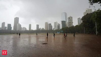 Mumbai rains: Heavy rainfall predicted for next 24 hours in some areas - The Economic Times