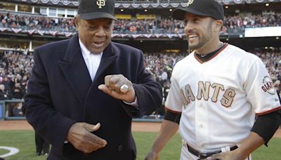 Tributes to Willie Mays pour in as mural is unveiled in Alabama