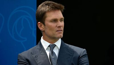 La NFL restringe a Tom Brady de ser analista en lo que se resuelve el posible acuerdo con los Raiders