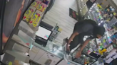 Armed robbery at DC smoke shop caught on camera