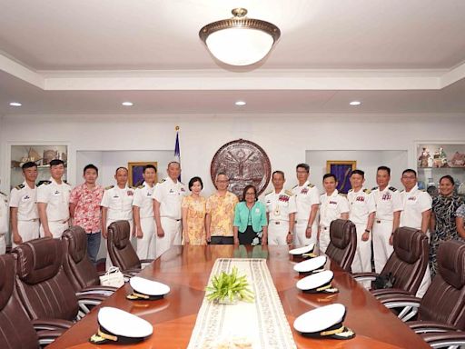 我國海軍敦睦艦隊訪問馬紹爾群島，祝賀馬國第45屆憲法日 | 蕃新聞