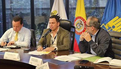 Gustavo Bolívar respaldó a Sneyder Pinilla para que denuncie los hechos de corrupción en la Ungrd