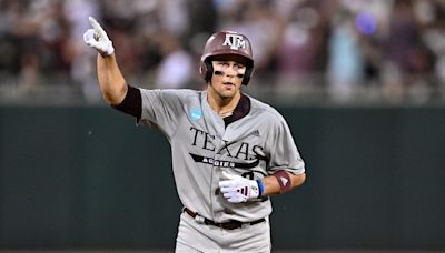 Texas A&M baseball vs Florida live scores: Aggies look to advance to CWS championship series