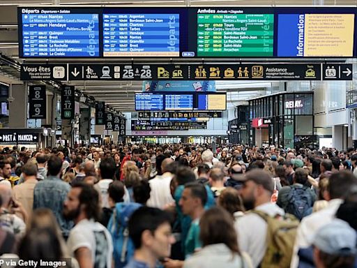 Paris is hit by a 'power blackout', claim social media users