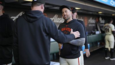 Giants ready for ‘tight pants and grunting' in Robbie Ray's debut