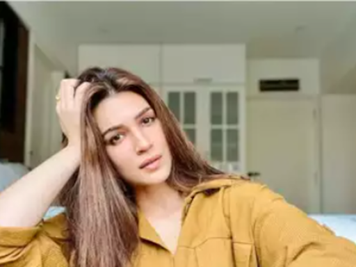 Birthday throwback: When Kriti Sanon opened up on her idea of love; 'something as insignificant as....' | Hindi Movie News - Times of India