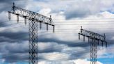 New federal rule will overhaul transmission planning as electric grid strains