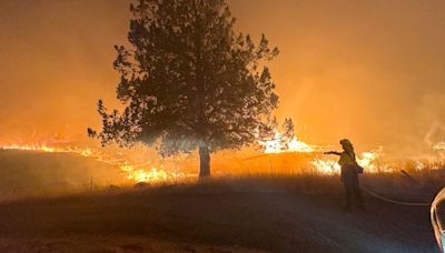 Heat wave settles in over U.S. West, raising wildfire risk