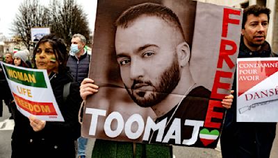 Iranian Rapper Toomaj Salehi Sentenced to Death for Songs Critical of Government