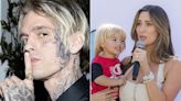 Filho de Aaron Carter aparece pela 1ª vez em evento de saúde mental