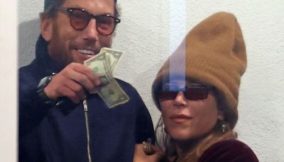 Mary-Kate Olsen and Her Gnome Beanie Don’t Care That It’s 80 Degrees