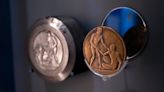 La Moneda de París consagra una exposición a la historia de las medallas olímpicas