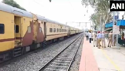 Bomb Threat Halts Jammu-Jodhpur Express In Punjab; Evacuation And Search Underway