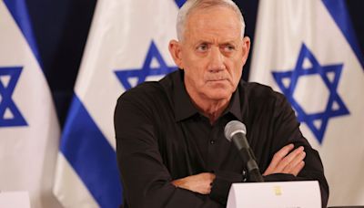 Israel War Cabinet Member Sets Ultimatum and Threatens to Quit Government