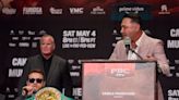 Canelo Álvarez y Óscar de la Hoya casi llegan a los golpes en conferencia de prensa en Las Vegas - La Opinión