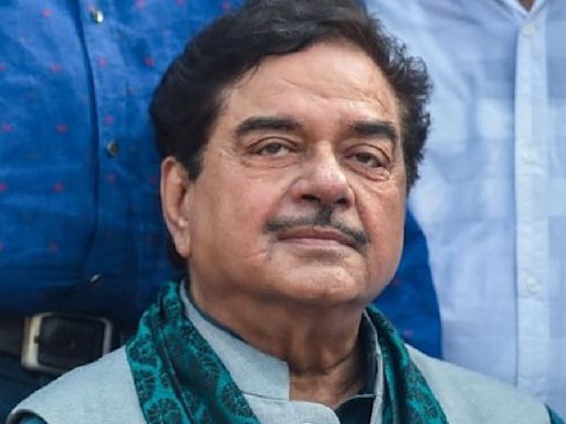 Days After Sonakshi's Marriage, Shatrughan Sinha Hospitalised