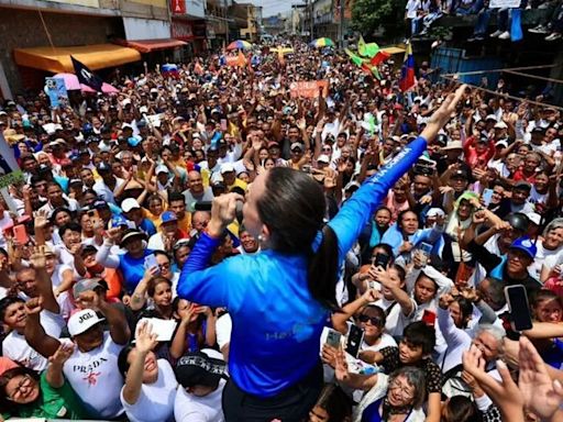 María Corina Machado logró una multitudinaria manifestación en Turén, un antiguo bastión chavista