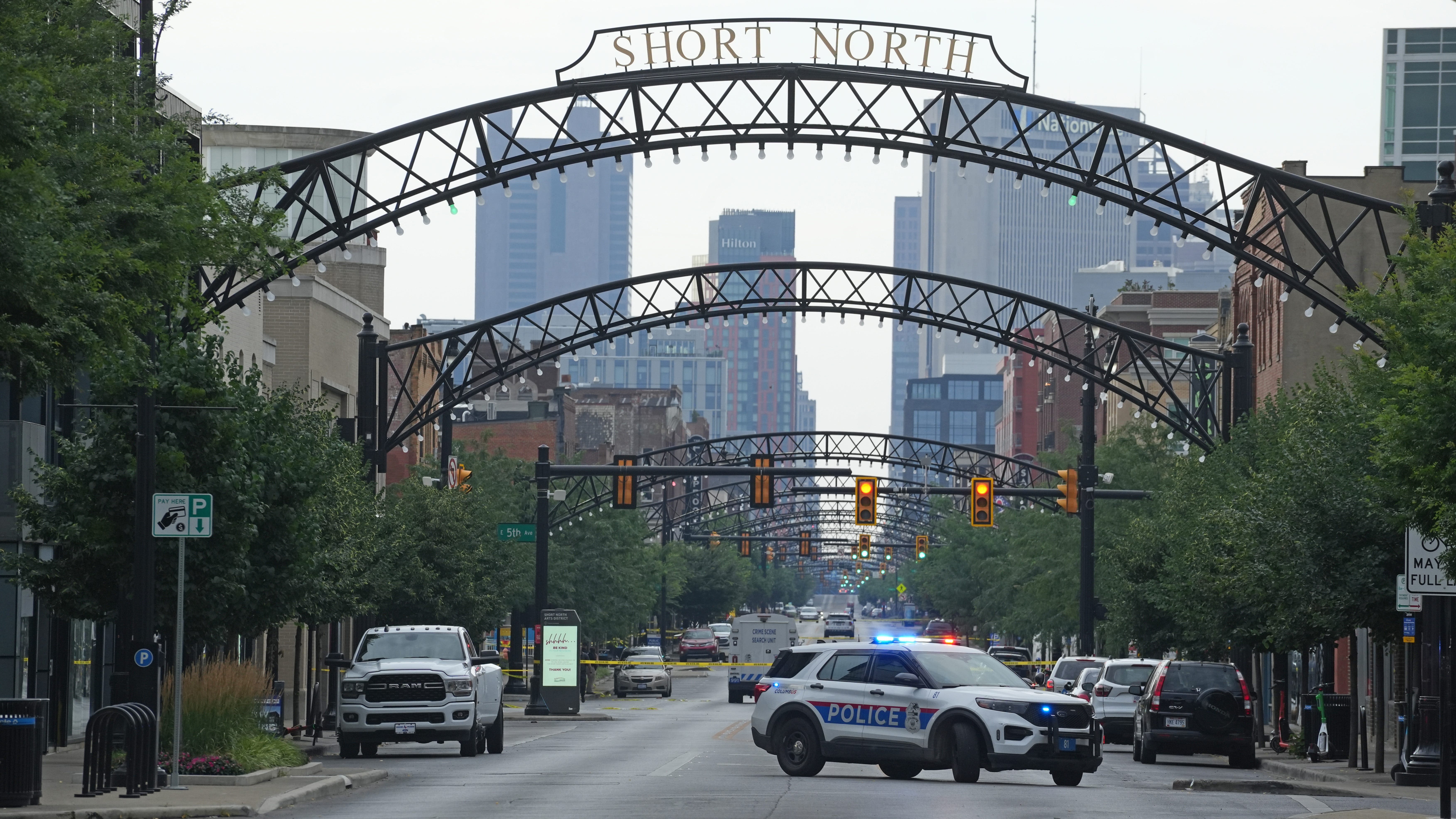 Columbus police defend officers who broke off chase after Short North mass shooting