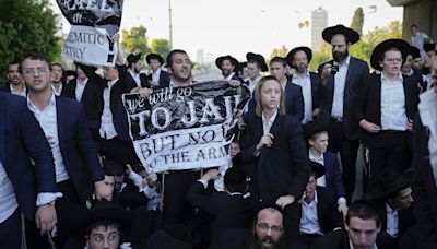 Manifestation de juifs ultra-orthodoxes contre le recrutement militaire en Israël