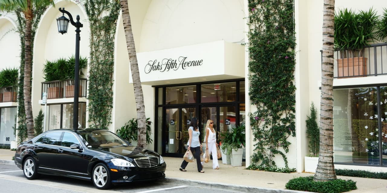 Saks Fifth Avenue buying Neiman Marcus in $2.65 billion deal, with backing by Amazon