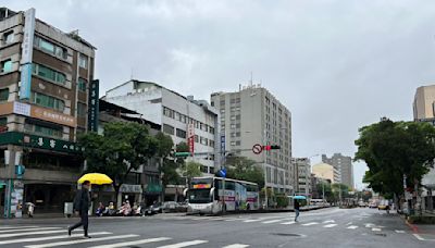 未來一週帶雨具！氣象署一圖曝天氣：鋒面影響 全台有雨