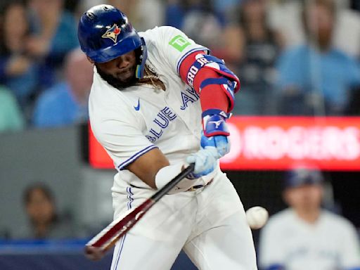 Vladimir Guerrero Jr. homers, drives in 6 as Blue Jays beat slumping Yankees 9-3