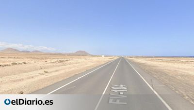 Una mujer sufre un traumatismo craneoencefálico grave al volcar con su coche en Fuerteventura
