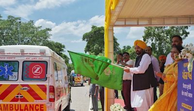 Punjab CM Bhagwant Mann Flags Off Hi-Tech Ambulances That Can Be Tracked In Real-Time - News18