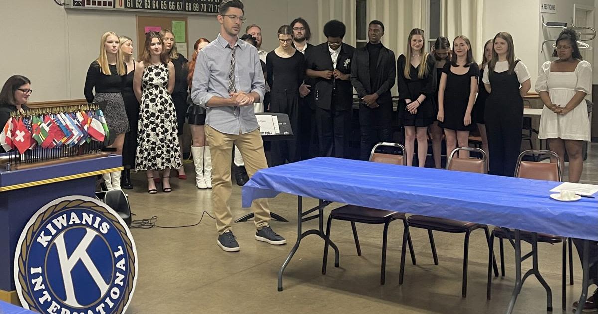 Danville Jazz Singers guests of Kiwanis Club