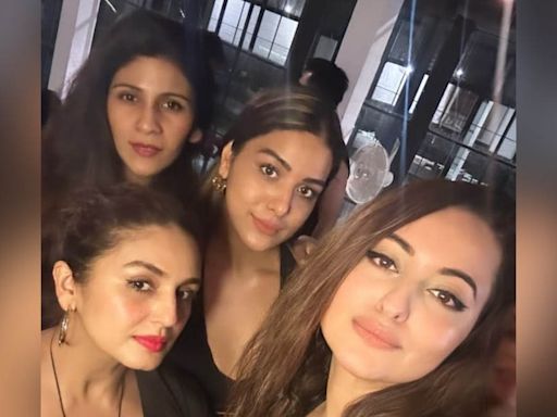 Sonakshi Sinha and Zaheer Iqbal party with friends ahead of their rumoured wedding; see pictures