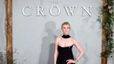 Atriz Elizabeth Debicki diz que papel de Diana em "The Crown" parecia "intransponível" no começo